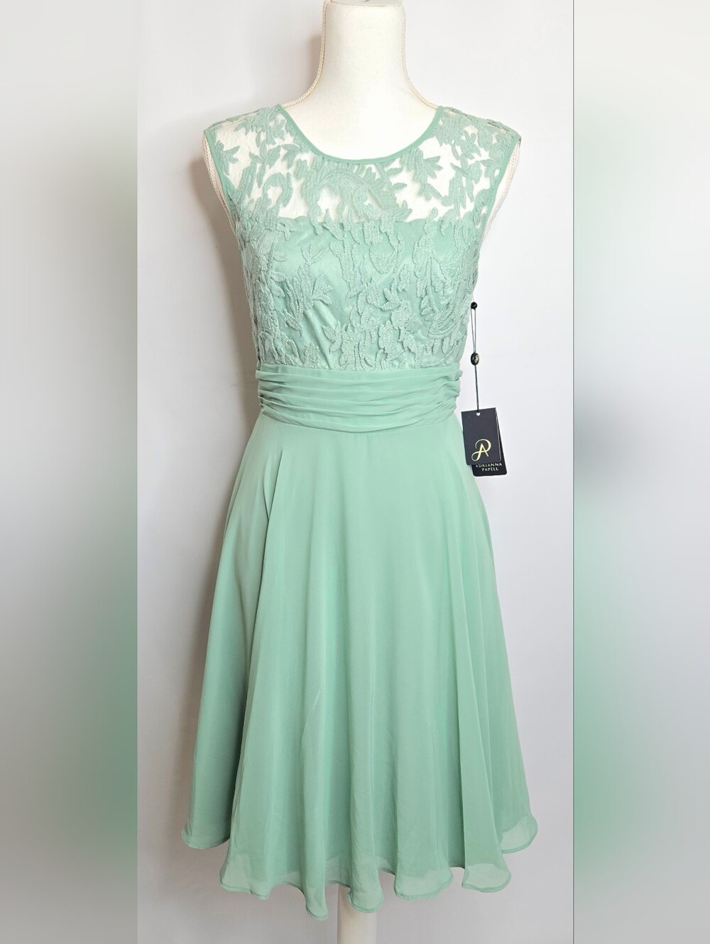 Adrianna Papell Celadon Wedding Guest Floral Embroidered Lace Dress NWT Size 4